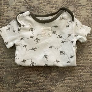 Burt’s Bees Baby Bee Onesie for 3-6 Months